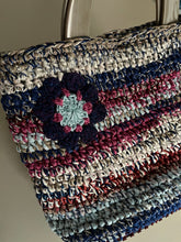 Carica l'immagine nel visualizzatore di Gallery, Borsa uncinetto