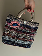 Carica l'immagine nel visualizzatore di Gallery, Borsa uncinetto