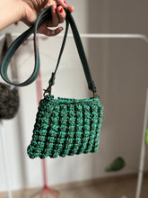 Carica l'immagine nel visualizzatore di Gallery, Pochette noccioline in cotone con tracolla