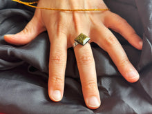Carica l'immagine nel visualizzatore di Gallery, Anello