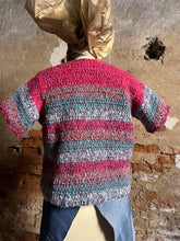 Carica l'immagine nel visualizzatore di Gallery, Bolero uncinetto
