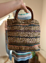 Carica l&#39;immagine nel visualizzatore di Gallery, Borsa uncinetto
