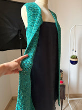 Carica l'immagine nel visualizzatore di Gallery, Gilet uncinetto in cotone
