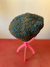 Carica l&#39;immagine nel visualizzatore di Gallery, Basco
