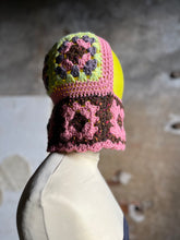 Carica l'immagine nel visualizzatore di Gallery, Balaclava in lana
