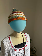 Carica l'immagine nel visualizzatore di Gallery, Cloche uncinetto in cotone
