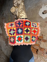 Carica l'immagine nel visualizzatore di Gallery, Coprispalle in lana
