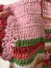 Carica l'immagine nel visualizzatore di Gallery, Gilet uncinetto in cotone
