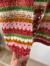 Carica l'immagine nel visualizzatore di Gallery, Gilet uncinetto in cotone
