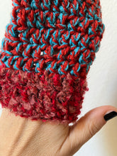 Carica l'immagine nel visualizzatore di Gallery, Manicotti uncinetto
