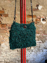 Carica l&#39;immagine nel visualizzatore di Gallery, Tracolla uncinetto
