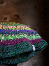 Carica l'immagine nel visualizzatore di Gallery, Cloche uncinetto
