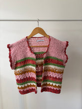 Carica l'immagine nel visualizzatore di Gallery, Gilet uncinetto in cotone
