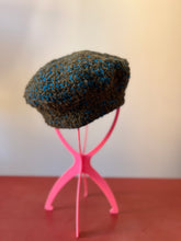 Carica l&#39;immagine nel visualizzatore di Gallery, Basco
