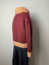 Carica l'immagine nel visualizzatore di Gallery, Pullover in lana in maglia ai ferri
