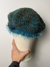 Carica l&#39;immagine nel visualizzatore di Gallery, Basco
