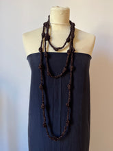 Carica l'immagine nel visualizzatore di Gallery, Collana Ambra in lana
