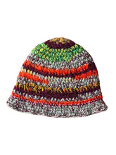 Carica l'immagine nel visualizzatore di Gallery, Cloche uncinetto
