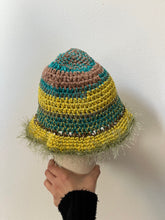 Carica l'immagine nel visualizzatore di Gallery, Cloche uncinetto in cotone
