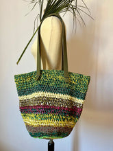 Carica l&#39;immagine nel visualizzatore di Gallery, Borsa maxi secchiello
