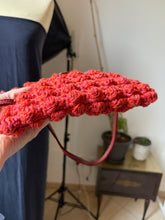 Carica l'immagine nel visualizzatore di Gallery, Pochette noccioline in cotone con tracolla

