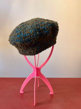 Carica l&#39;immagine nel visualizzatore di Gallery, Basco
