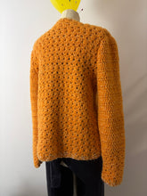 Carica l'immagine nel visualizzatore di Gallery, Cardigan uncinetto
