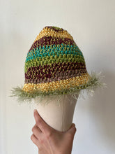 Carica l'immagine nel visualizzatore di Gallery, Cloche uncinetto in cotone
