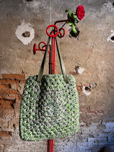 Carica l&#39;immagine nel visualizzatore di Gallery, Shopper uncinetto
