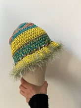 Carica l'immagine nel visualizzatore di Gallery, Cloche uncinetto in cotone
