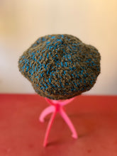 Carica l&#39;immagine nel visualizzatore di Gallery, Basco
