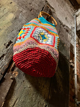 Carica l&#39;immagine nel visualizzatore di Gallery, Secchiello bag
