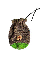 Carica l'immagine nel visualizzatore di Gallery, Pochette a secchiello
