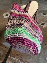 Carica l&#39;immagine nel visualizzatore di Gallery, Borsa maxi secchiello
