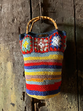 Carica l&#39;immagine nel visualizzatore di Gallery, Secchiello bag
