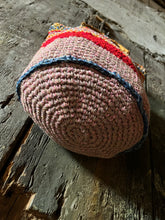 Carica l&#39;immagine nel visualizzatore di Gallery, Secchiello bag
