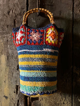 Carica l&#39;immagine nel visualizzatore di Gallery, Secchiello bag
