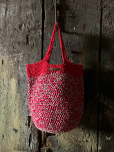 Carica l&#39;immagine nel visualizzatore di Gallery, Secchiello bag
