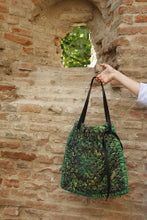 Carica l&#39;immagine nel visualizzatore di Gallery, Shopper uncinetto
