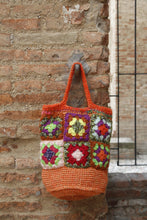 Carica l&#39;immagine nel visualizzatore di Gallery, Secchiello bag
