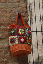 Carica l&#39;immagine nel visualizzatore di Gallery, Secchiello bag
