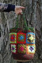 Carica l&#39;immagine nel visualizzatore di Gallery, Secchiello bag
