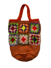 Carica l&#39;immagine nel visualizzatore di Gallery, Secchiello bag
